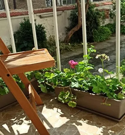 בית הארחה Private Siesta וארנה